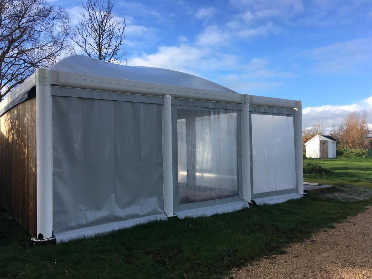 ホテル Safaritent Glamping Tent Nabij Sint Maartenszee Sint Maartensvlotbrug エクステリア 写真